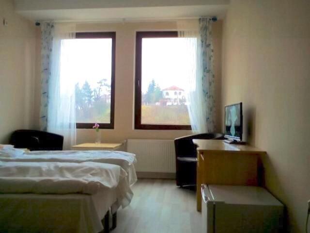 Hotel Hinovi Hvojna Szoba fotó