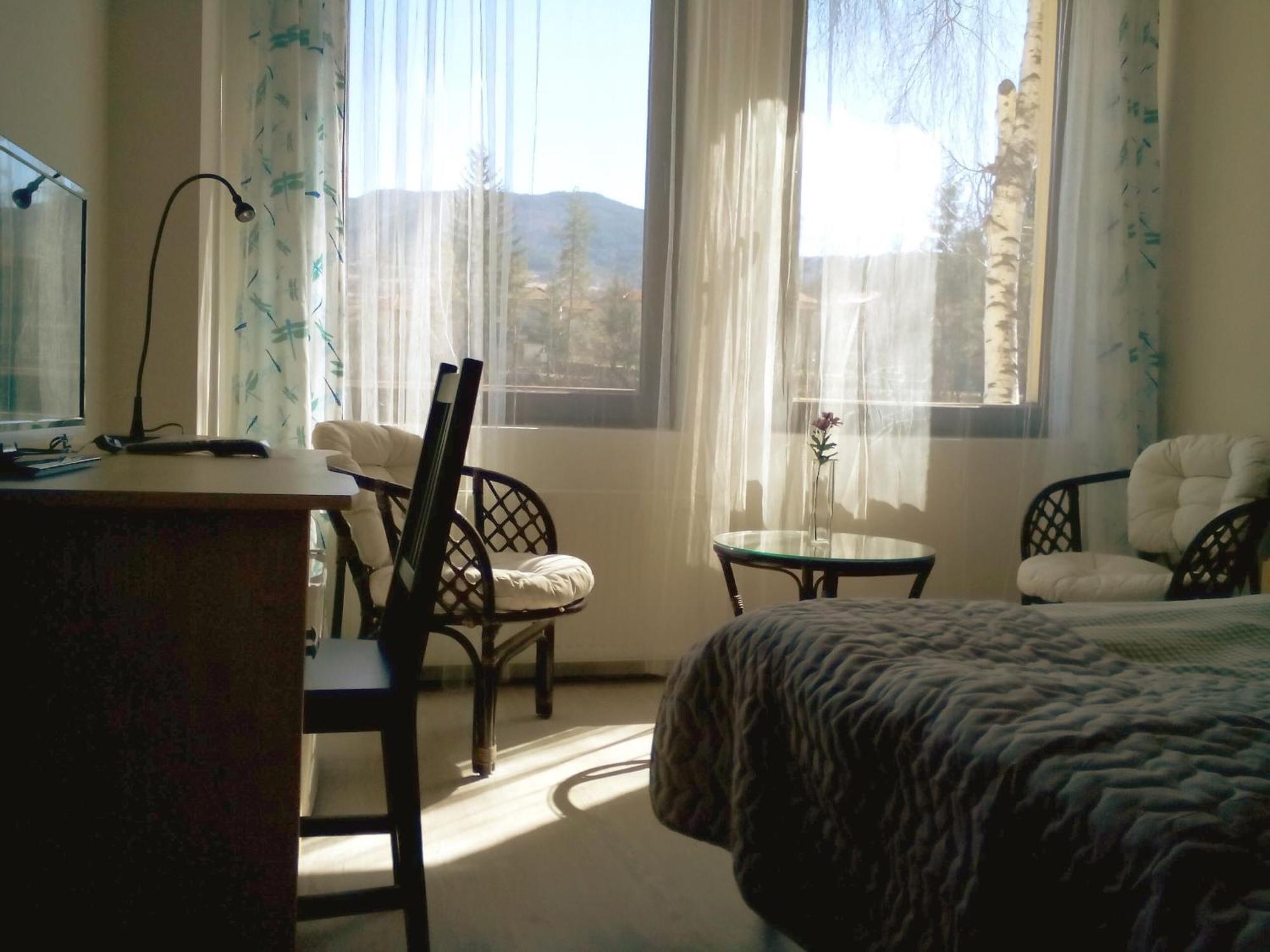 Hotel Hinovi Hvojna Szoba fotó