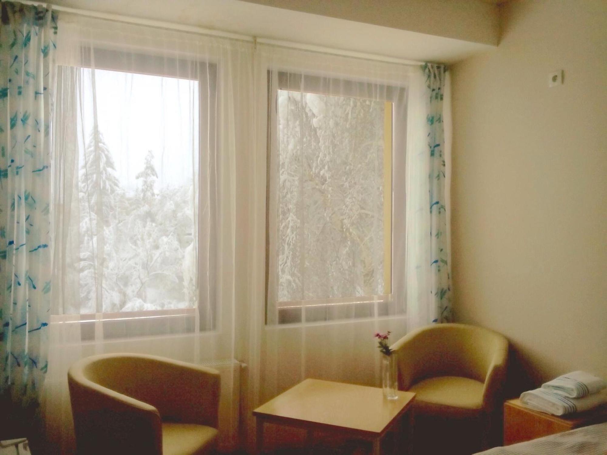 Hotel Hinovi Hvojna Szoba fotó